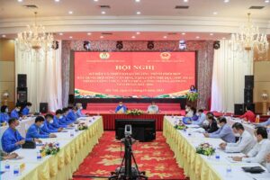 Phối hợp xây dựng đời sống văn hóa, tổ chức hiệu quả hoạt động TDTT nâng cao đời sống tinh thần của CC, VC, CNLĐ