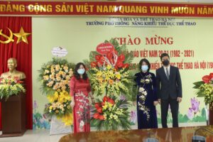 Trường Phổ thông năng khiếu TDTT Hà Nội chào mừng 39 năm ngày Nhà giáo Việt Nam và 55 năm thành lập trường