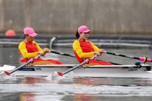 VĐV Hà Nội Đinh Thị Hảo cùng đồng đội giành HCV tại giải Vô địch Đua thuyền Rowing châu Á 2021