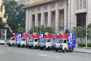 Tổ chức đoàn xe tuyên truyền lưu động phòng, chống dịch COVID-19 trong trạng thái bình thường mới