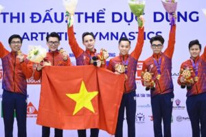 SEA Games 31- môn TDDC: Đinh Phương Thành cùng đồng đội giành HCV nội dung toàn năng đồng đội nam