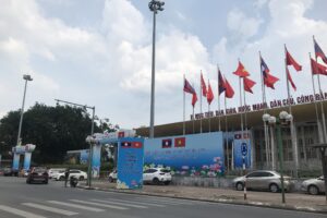 Trang trí, cổ động trực quan chào mừng kỷ niệm 60 năm thiết lập quan hệ ngoại giao Việt Nam- Lào