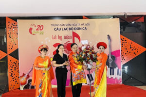 Câu lạc bộ Đơn ca kỷ niệm 20 năm thành lập