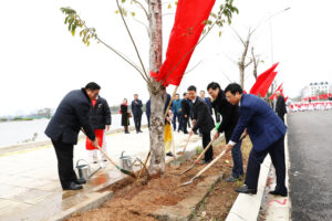 Quận Hoàng Mai phát động Tết trồng cây “Đời đời nhớ ơn Bác Hồ” Xuân Quý Mão 2023 