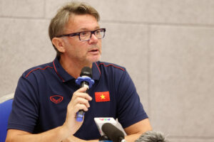 Ông Philippe Troussier trở thành HLV trưởng tuyển Việt Nam