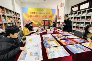Thư viện Hà Nội Trưng bày chuyên đề “Mừng Đảng – mừng Xuân”