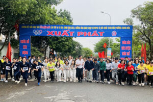 Quận Long Biên cơ bản hoàn thành tổ chức Ngày chạy Olympic vì sức khỏe toàn dân cấp phường
