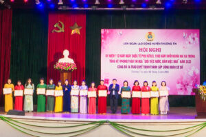 Huyện Thường Tín: Gần 3.000 gia đình nữ CNVCLĐ đạt danh hiệu Gia đình văn hóa tại nơi cư trú