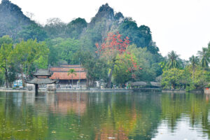 Quốc Oai triển khai Chương trình Hành trình du lịch văn hoá, lịch sử Chùa Thầy, Quốc Oai – Hà Nội năm 2023