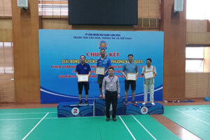 Long Biên tổ chức thành công Giải bóng chuyền hơi các Câu lạc bộ phường năm 2023