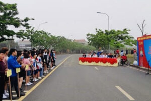 Hơn 1.500 vận động viên tại 3 xã của huyện Thạch Thất hưởng ứng Ngày chạy Olympic vì sức khỏe toàn dân năm 2023