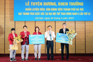 Hà Nội tuyên dương, khen thưởng các HLV, VĐV tiêu biểu tại SEA Games 32