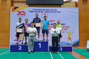 Chung kết giải Cầu lông quận Long Biên năm 2023