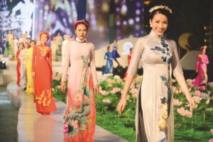 Lễ hội Áo dài Du lịch Hà Nội 2023 nhằm tôn vinh và bảo tồn nét đẹp văn hóa Việt Nam