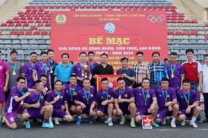 Giải bóng đá CNVCLĐ thị xã Sơn Tây lần thứ II thành công tốt đẹp