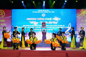 Chương trình nghệ thuật chào mừng Ngày thành lập phường Việt Hưng