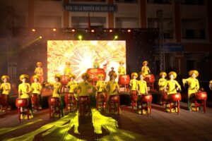 Lan tỏa không khí chào đón năm mới 2026 qua chương trình nghệ thuật quần chúng tại xã Thanh Oai