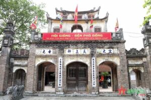 Chuyện ông hiệu cờ trong hội Gióng Phù Đổng