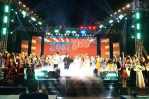 Tổ chức chương trình giao lưu văn hóa nghệ thuật quốc tế Hà Nội 2025