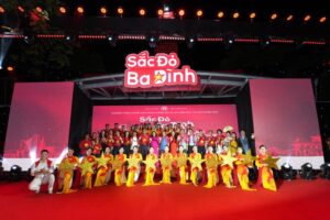 “Sắc đỏ Ba Đình”