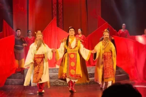 Tôn vinh di sản, “giữ lửa” nghệ thuật truyền thống