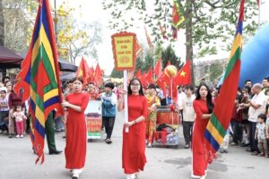 Rộn ràng Lễ rước hàng Tổng tại Chùa Bối Khê – hội tụ 14 thôn thuộc ba Tổng cổ