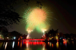 Hà Nội sẽ bắn pháo hoa tại 33 điểm trong đêm giao thừa Tết Nguyên đán Bính Ngọ