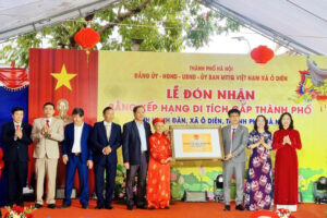 Lễ đón nhận Bằng xếp hạng Di tích Lịch sử – Văn hóa cấp Thành phố Đình Hạnh Đàn