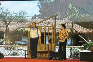 Nhà hát Kịch Hà Nội mang Xuân tới Sơn Tây và xã đảo Minh Châu