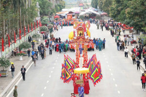 Nghi thức rước kiệu – Nét độc đáo của Lễ hội Đền Hai Bà Trưng