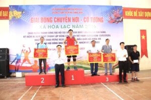 Hơn 100 vận động viên tranh tài tại Giải Bóng chuyền hơi và Cờ tướng xã Hòa Lạc năm 2026