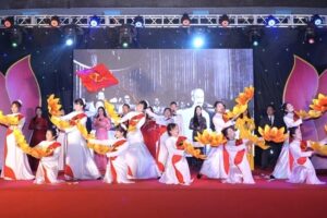 Rực rỡ đêm nghệ thuật “Gửi trọn niềm tin” chào mừng thành công cuộc bầu cử tại xã Dân Hòa