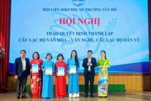 Phường Tây Hồ ra mắt các Câu lạc bộ văn hóa, văn nghệ