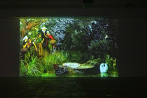 Triển lãm kỹ thuật số “Bóng hình em, Vần thơ anh”