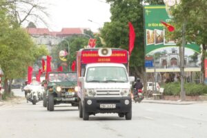 Xã Đông Anh tuyên truyền lưu động về cuộc bầu cử