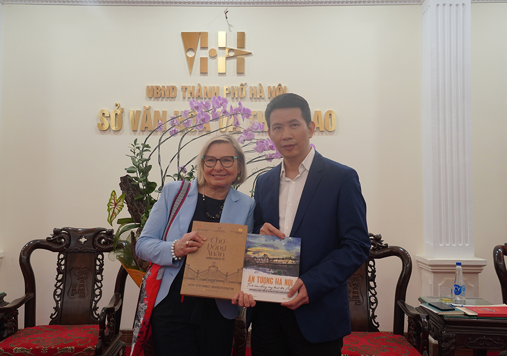 Phó Chủ tịch Hội chợ sách quốc tế Frankfurt thăm và làm việc với Sở Văn hóa và Thể thao Hà Nội