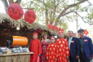 Độc đáo “Tết lại Ước Lễ”