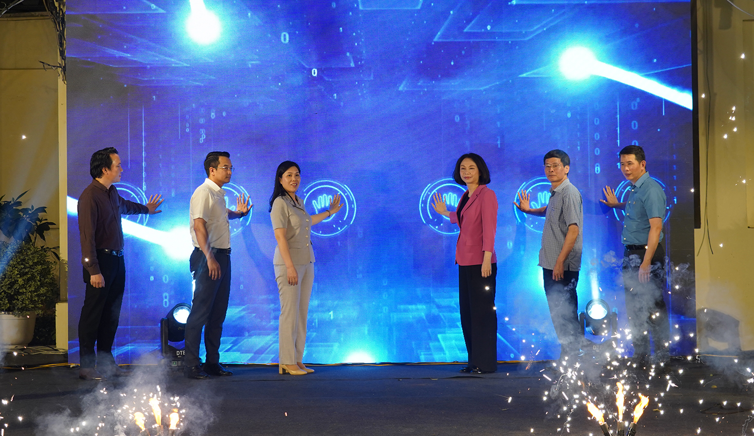 Hà Nội ra mắt Cổng thông tin An toàn thực phẩm: Thiết lập đầu mối thông tin chính thức, tăng cường minh bạch và tương tác với người dân