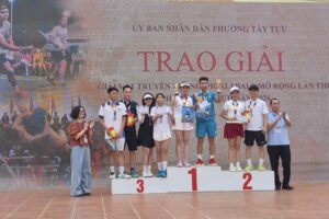 Sôi nổi Giải Vật truyền thống và Giải Pickleball mở rộng lần thứ I phường Tây Tựu năm 2026