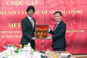 Hà Nội thúc đẩy hợp tác đào tạo cán bộ với Singapore phục vụ các mục tiêu phát triển
