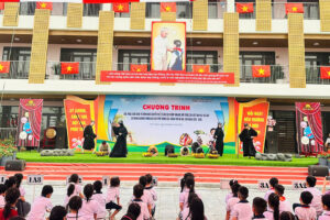 Nhà hát Kịch Hà Nội thu hút học sinh qua các vở diễn chuyển thể từ tác phẩm văn học