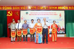 Liên hoan tiếng hát dân ca Người cao tuổi phường Tùng Thiện thành công tốt đẹp