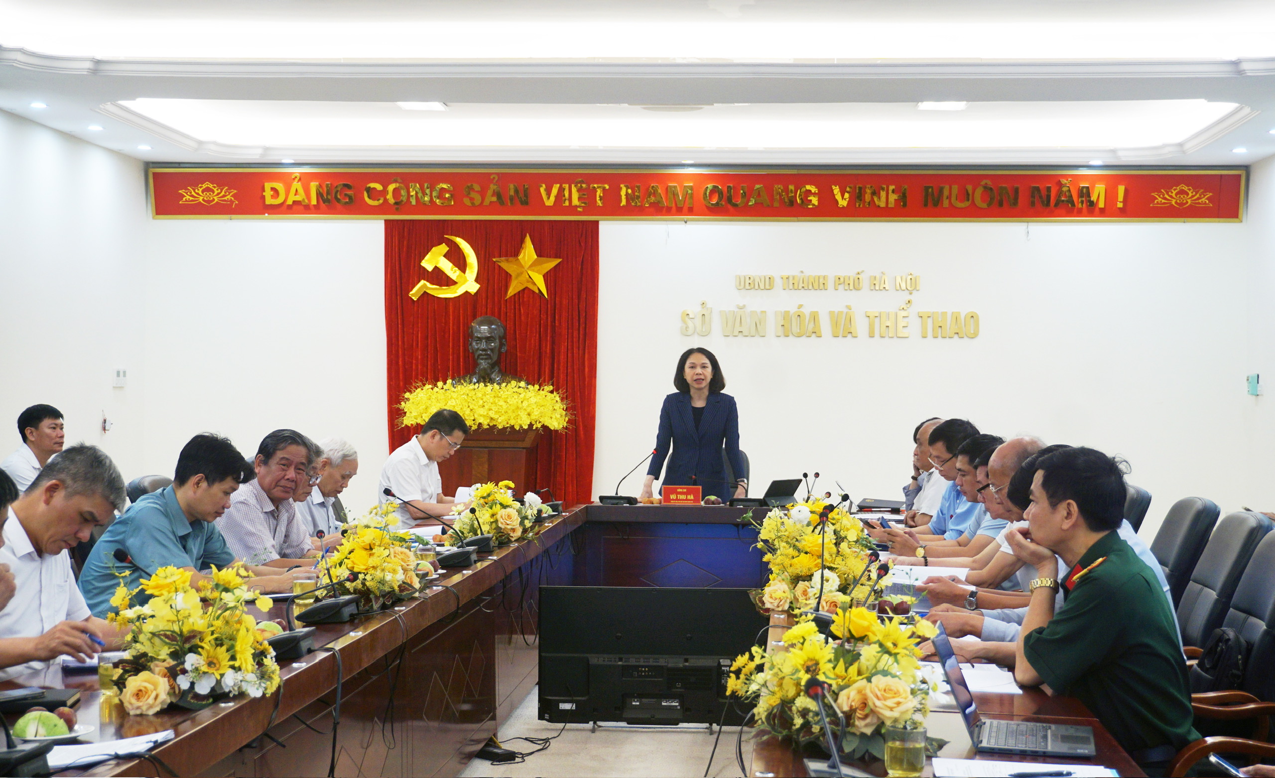 Họp Hội đồng tư vấn đặt tên, đổi tên đường, phố và công trình công cộng thành phố Hà Nội năm 2026