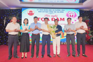 Xã Dương Hòa tổ chức tọa đàm “Phát huy và xây dựng hệ giá trị gia đình Việt Nam trong thời kỳ mới”