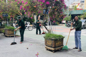 Xã Ô Diên ra quân chung tay xây dựng môi trường xanh, sạch, đẹp