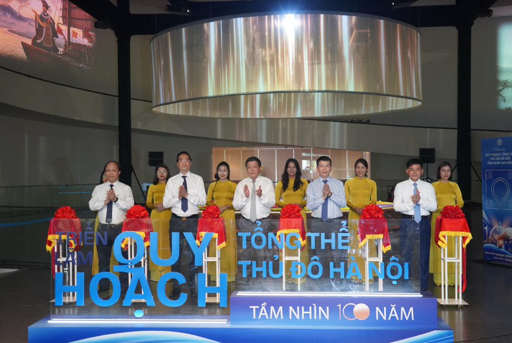 Khai mạc Triển lãm Quy hoạch tổng thể Thủ đô Hà Nội tầm nhìn 100 năm