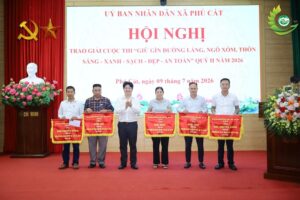 Xã Phú Cát trao giải Cuộc thi “Giữ gìn đường làng, ngõ xóm, thôn Sáng – Xanh – Sạch – Đẹp – An toàn” quý II năm 2026