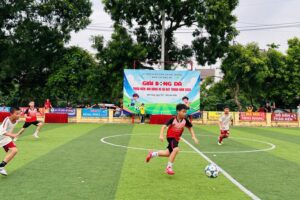 Sôi nổi Giải bóng đá thiếu niên, nhi đồng hè xã Bát Tràng năm 2026