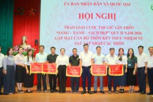 Quốc Oai trao giải Cuộc thi “Giữ gìn thôn Sáng – Xanh – Sạch – Đẹp” quý II năm 2026 và gặp mặt cán bộ kết thúc nhiệm vụ sau sáp nhập thôn