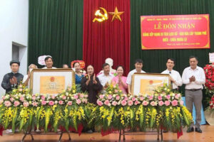 Xã Phúc Lộc đón nhận Bằng xếp hạng Di tích lịch sử – văn hóa cấp Thành phố đối với Miếu, Chùa Nghĩa Lộ